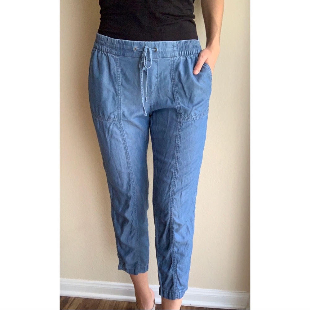 Soft joggers never worn